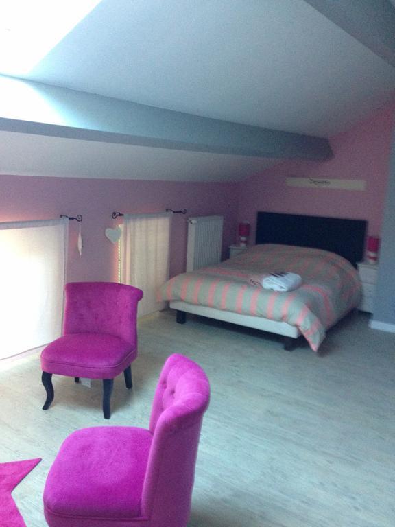 Appartements D'Hotes Santa Giulia Niort Phòng bức ảnh