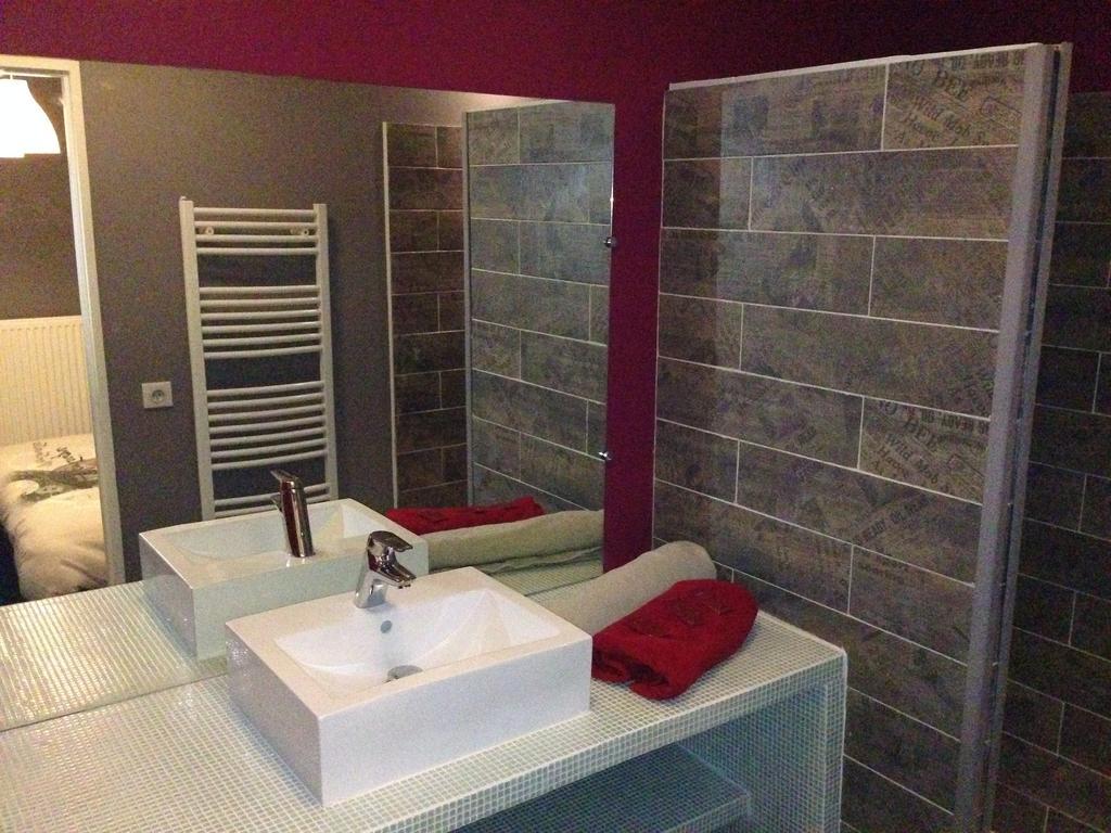Appartements D'Hotes Santa Giulia Niort Phòng bức ảnh